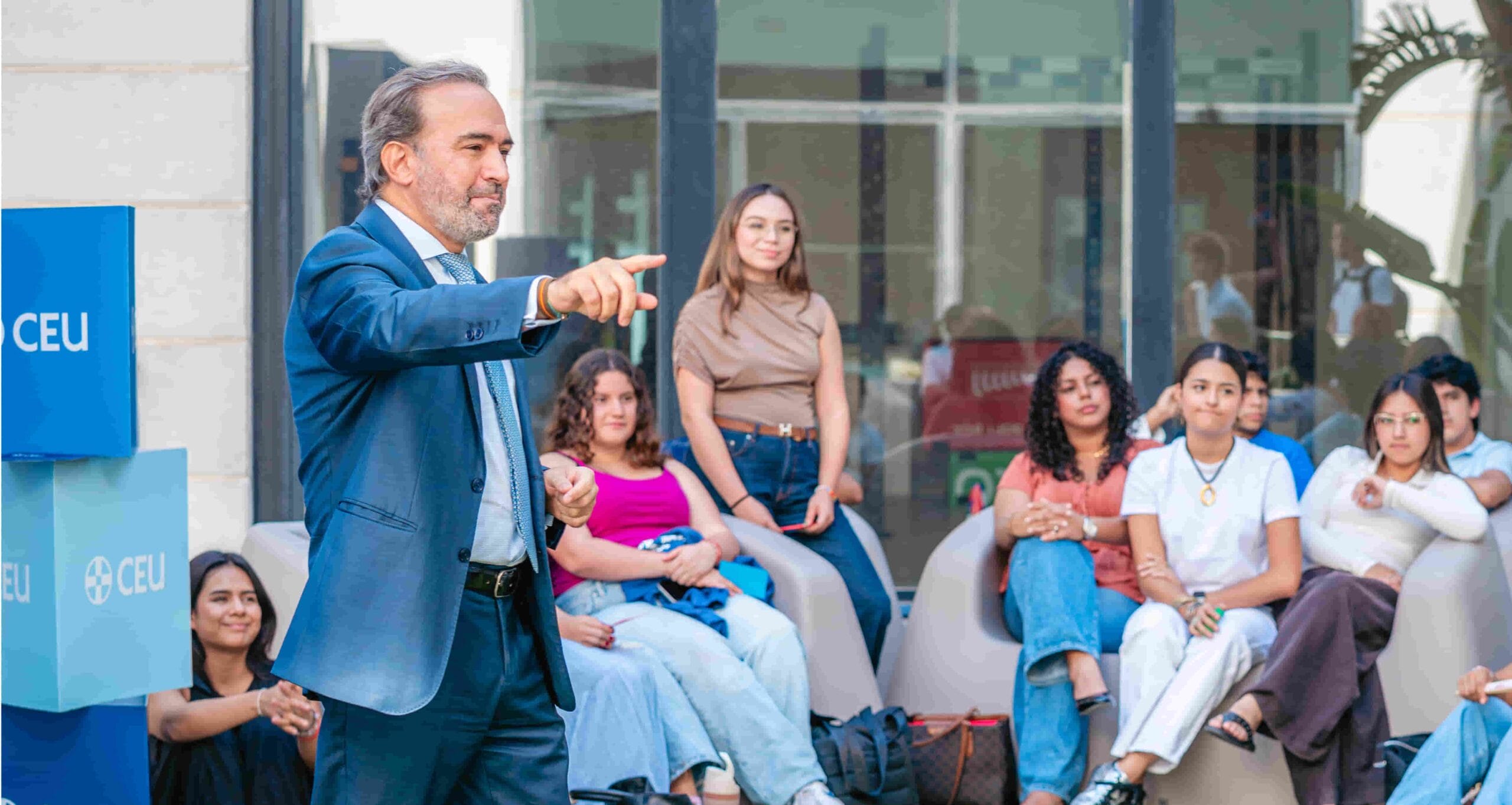 Estudiantes internacionales en la CEU UF3: una bienvenida para sentirse como en casa