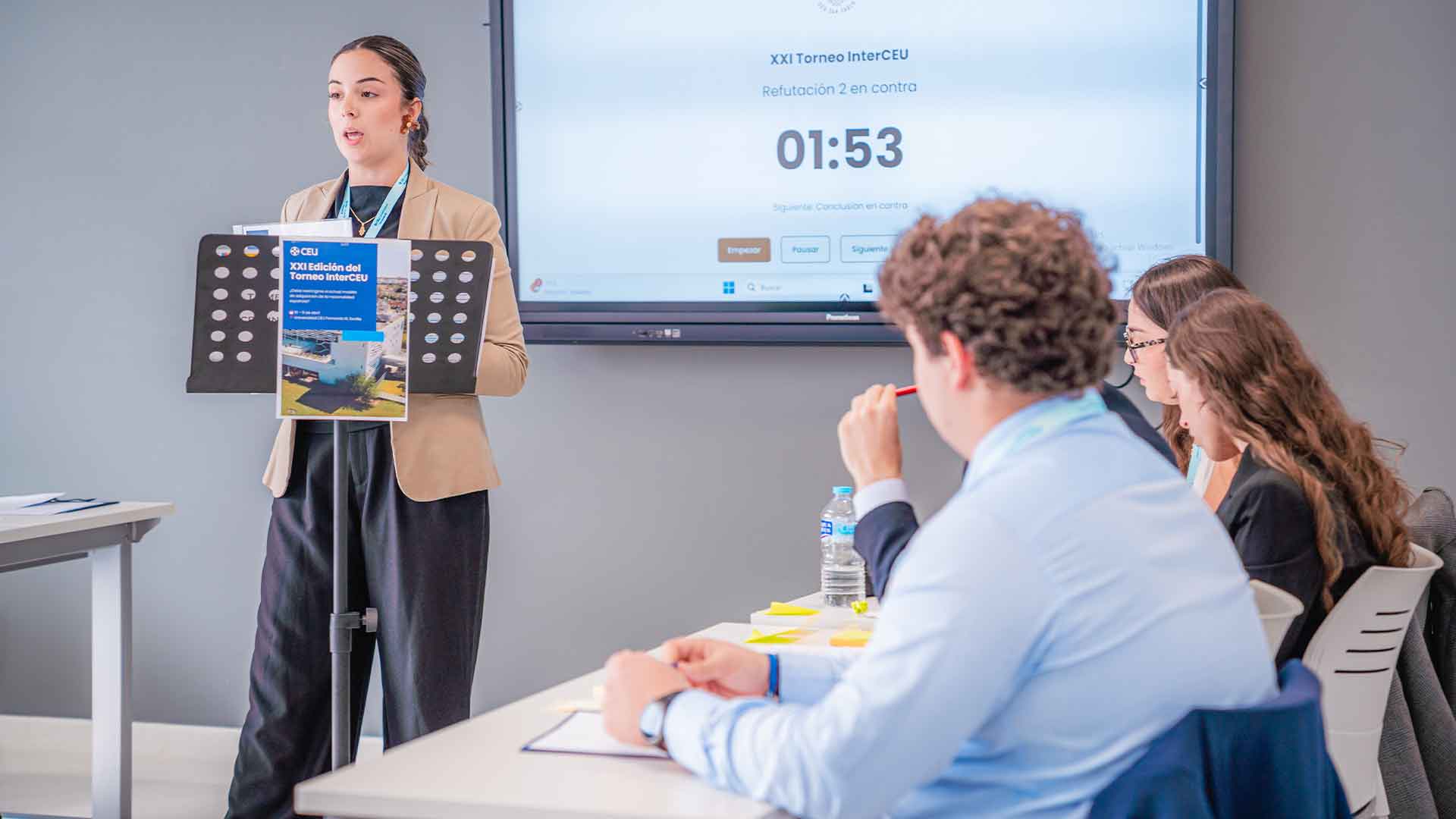 La CEU UF3 acoge el torneo universitario de debate más antiguo de España