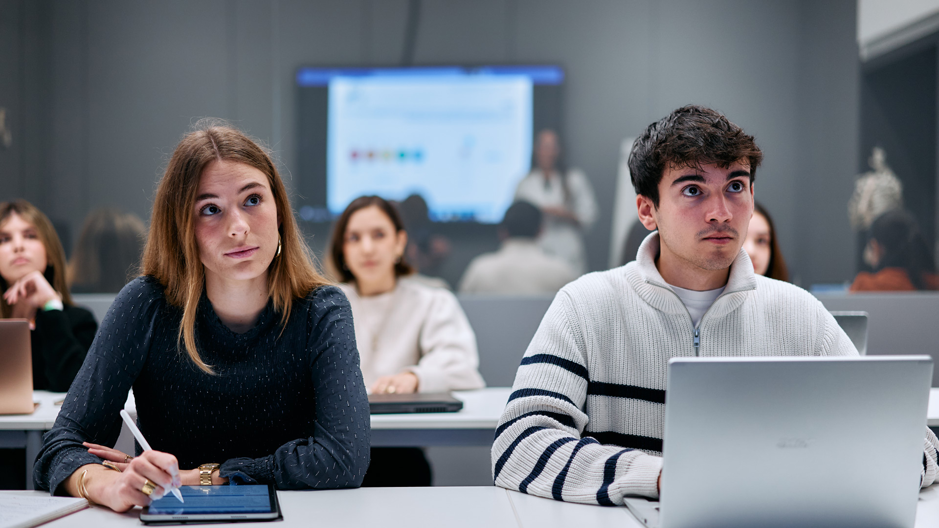 Inteligencia Artificial en Marketing: lo que aprenderás en el Grado en Marketing y Gestión Comercial