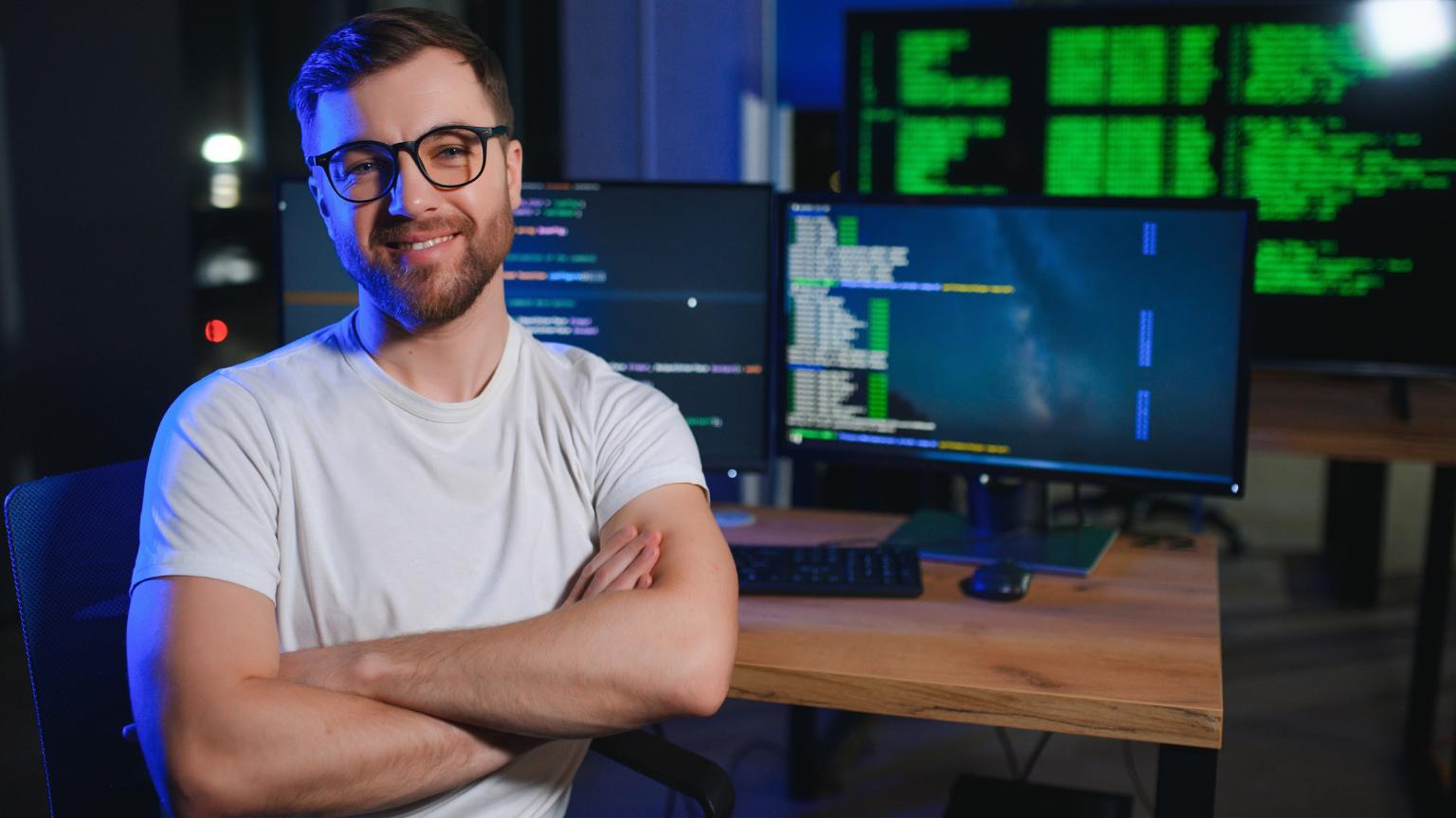 Dentro de la relación entre inteligencia artificial y ciberseguridad, el aprendizaje automático ocupa una posición fundamental.