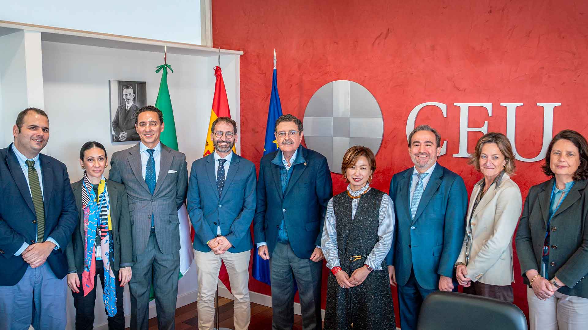 Keiko Ikeda, representante de la Universidad de Kansai (Japón), se reúne con el nuevo Vicerrectorado de Internacionalización