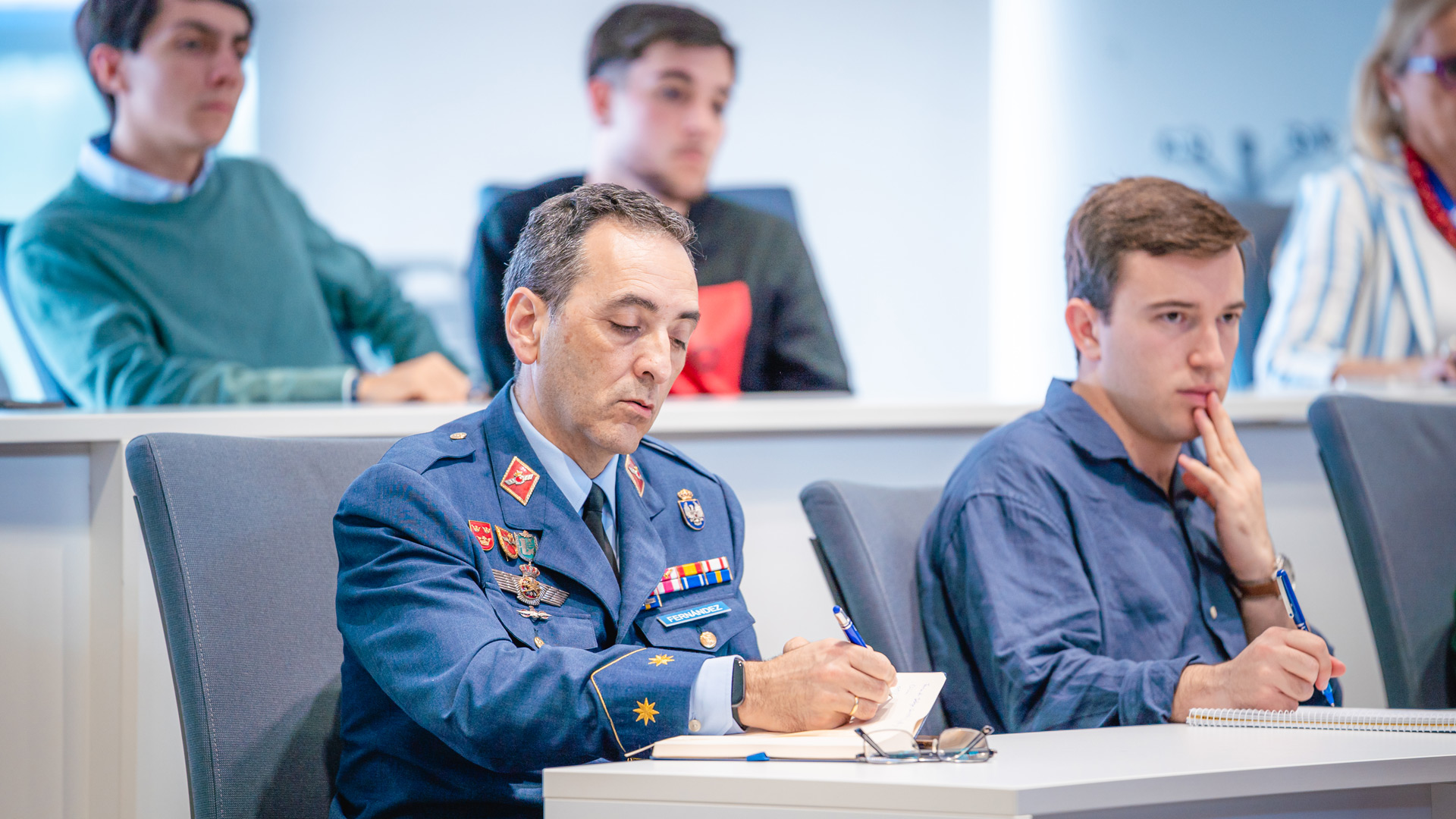 Expertos analizan las amenazas a la seguridad europea