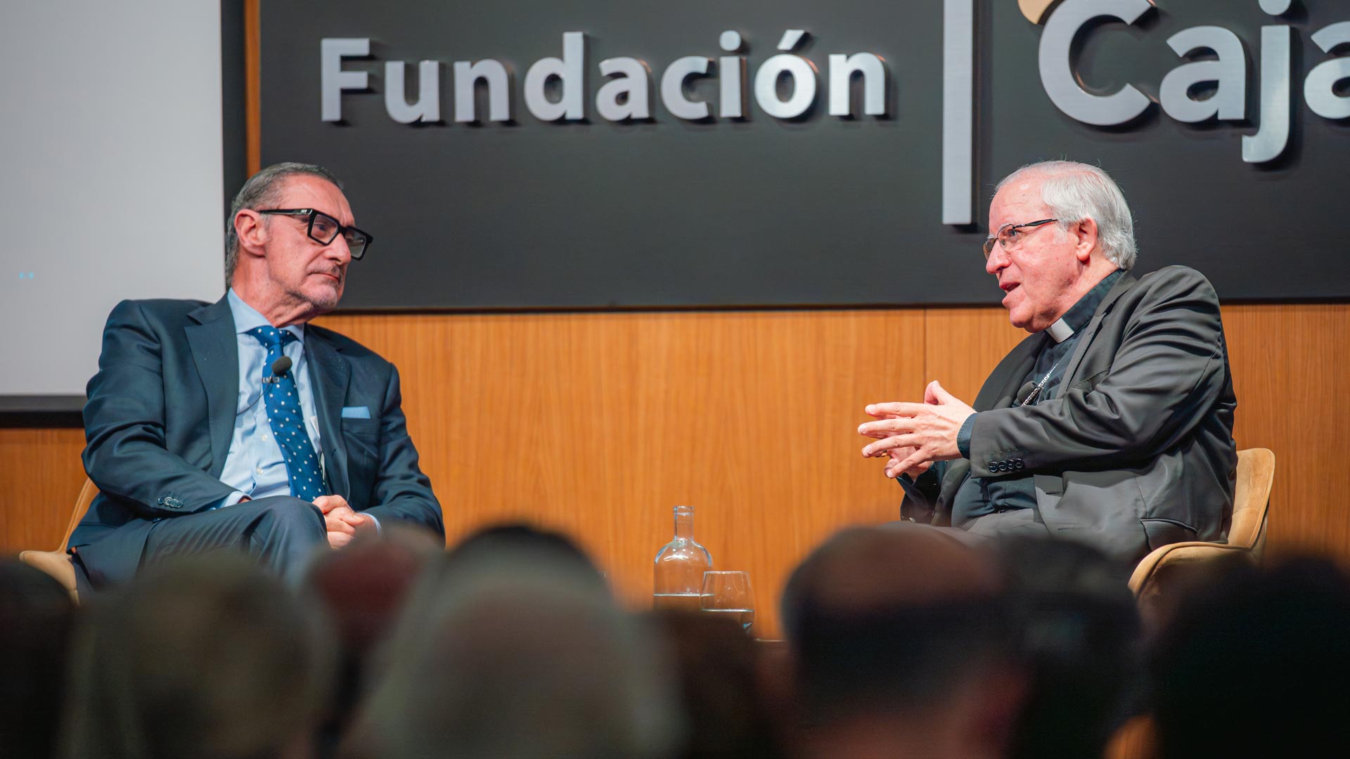 El sentido del sufrimiento y el dolor, a debate en el Aula Moscati